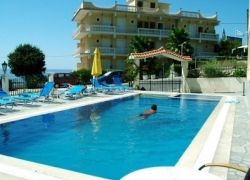 Hotel Golden Nests