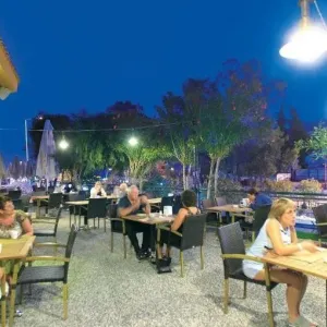 Hotel Fortuna Beach