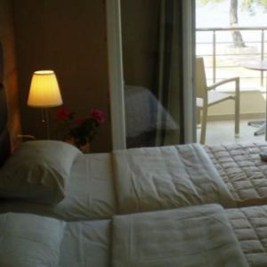 Hotel Rachoni Bay Resort