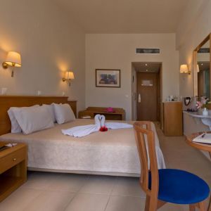 Minos Aparthotel