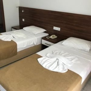 Muz Hotel