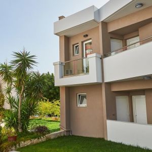 Troulis Apartament Hotel