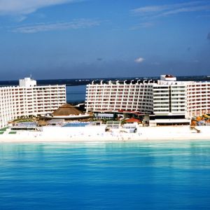 Hotel Crown Paradise