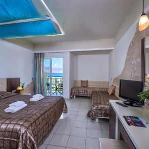 Hotel Eliros Mare