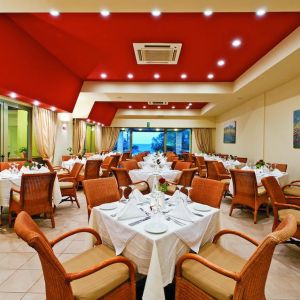 Hotel Santa Marina Plaza