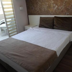 Hotel Myra