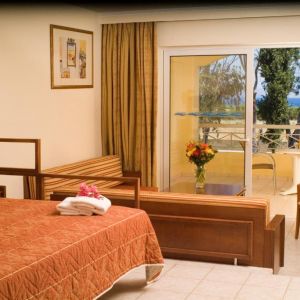 Hotel Kipriotis Maris and Suites
