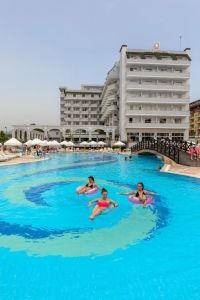 Hotel Holiday Garden