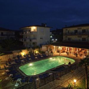 Hotel Sarantis