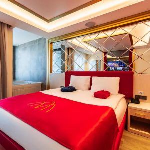 Hotel Granada Luxury Red
