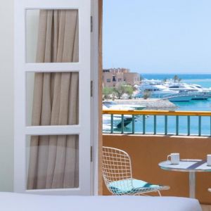 Captains Inn Hotel