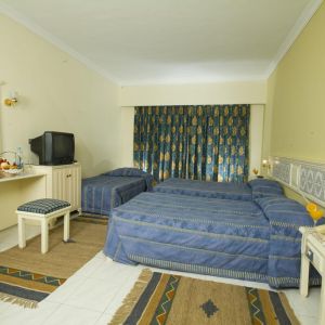 Hotel Lotus Bay Safaga Beach Resort and Gardens