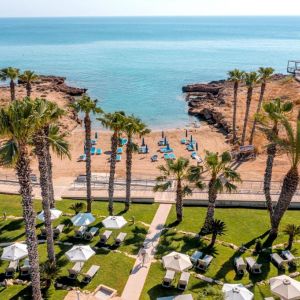 Hotel Louis Althea Beach