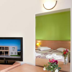 Sunrise Village Aparthotel