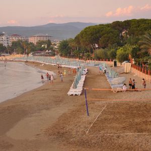 Hotel Lonicera World