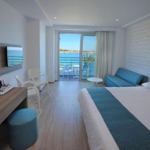 Okeanos Beach Boutique Hotel
