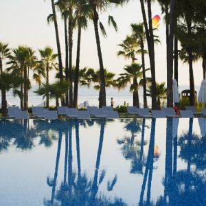 Hotel Acanthus Cennet Barut Collection