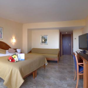 Hotel Bahia Del Sol