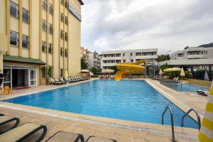 Hotel Kleopatra Beach