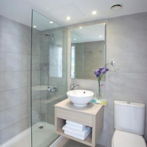 Limanaki Beach Hotel and Suites