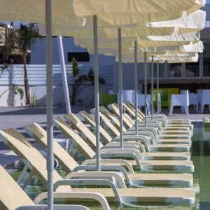 Nicholas Color Hotel
