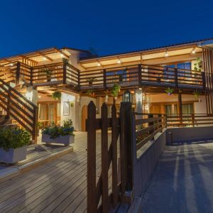 Ekati Mare Hotel and Suites