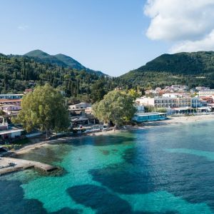 Bella Vista Hotel and Studios