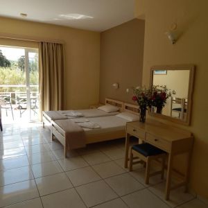 Hotel Apollon Palatanias