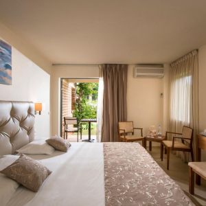Hotel Bella Beach