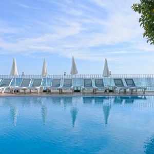 Floria Beach Hotel