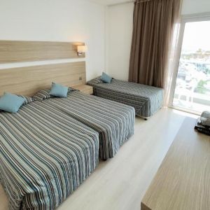 Hotel Kapetanios Bay