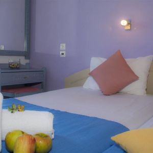 Nikos Hotel