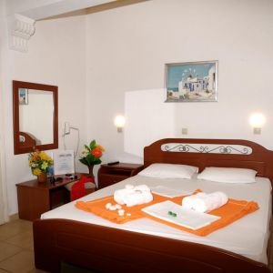 Hotel Pefkari Beach Studios