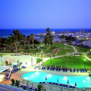 Hotel St Raphael Resort