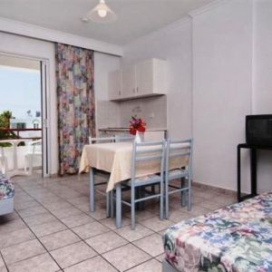 Hotel Alexandra Beach