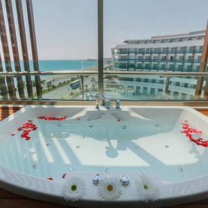 Xoria Deluxe Hotel