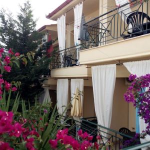 Alkmini Sokratis Studios Nea Skioni