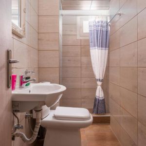 Ouzas Luxury Hotel