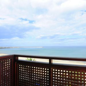 Steris Elegant Beach Hotel