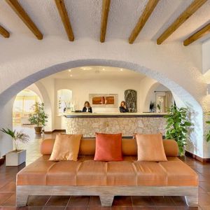 Colonna Grand Hotel Capo Testa Fara Transfer