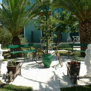 Hotel Merlis Studios