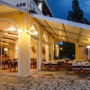 Hotel Govino Bay