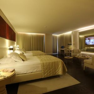 Hotel Charisma Deluxe