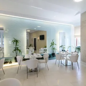 La Mer Deluxe Hotel and Spa
