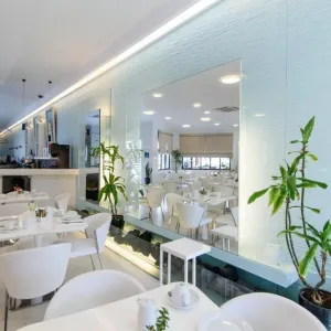 La Mer Deluxe Hotel and Spa