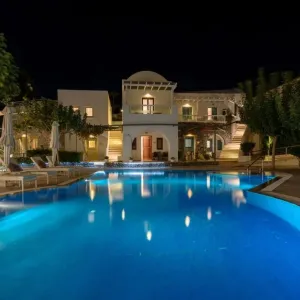 La Mer Deluxe Hotel and Spa