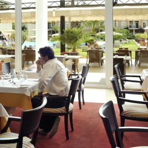 Grupotel Playa de Palma Suites and Spa