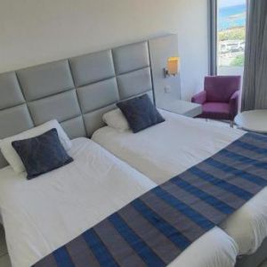 Hotel Silver Sands Beach