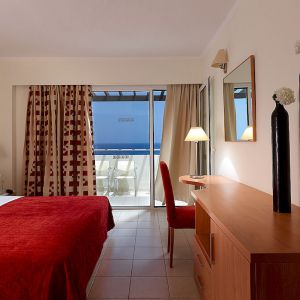 Hotel Aqua Beach Blue Bay Club