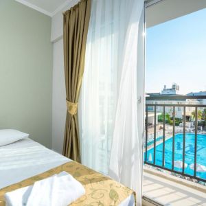 Hotel White Liliyum